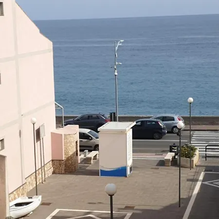 Borgo Marino Lejlighed