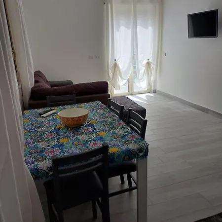 Borgo Marino Lejlighed *