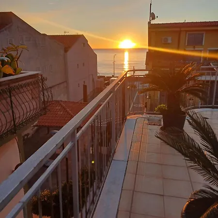 Apartment Borgo Marino Santa Teresa Di Riva