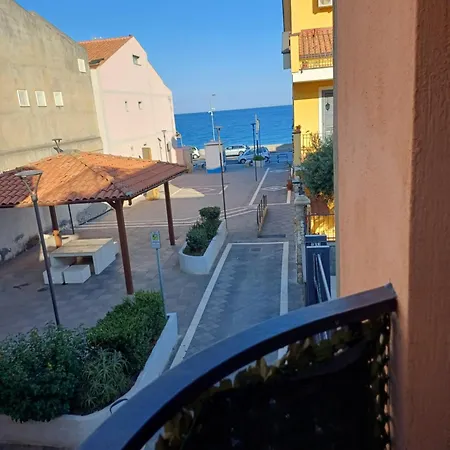 Borgo Marino Lejlighed