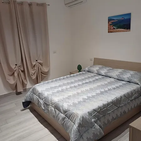 Borgo Marino Lejlighed